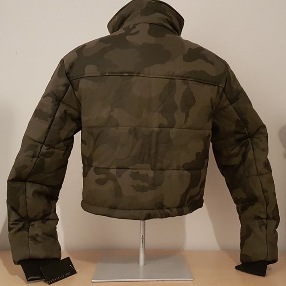 Bagatelle. NYC Coated Camouflage Puffer Jacket-S - Picture 4 of 8